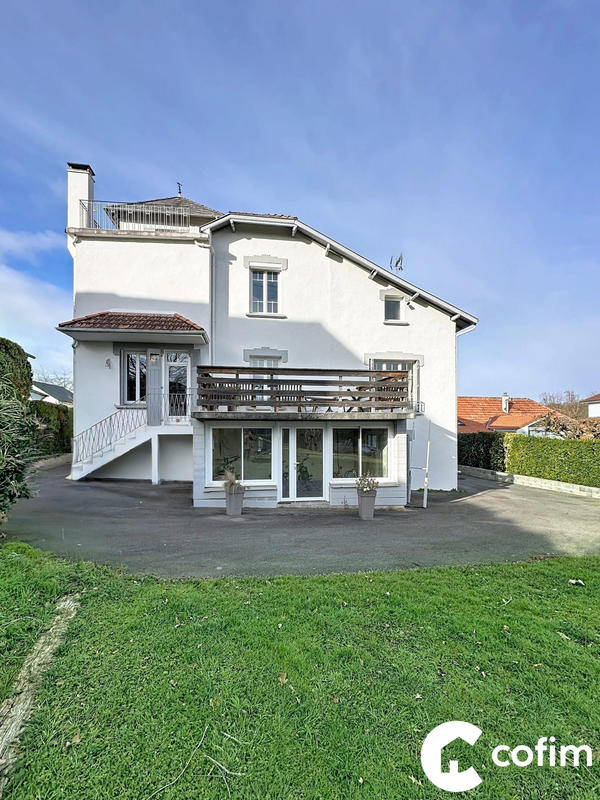 Maison - 150 m² - 6 pièces