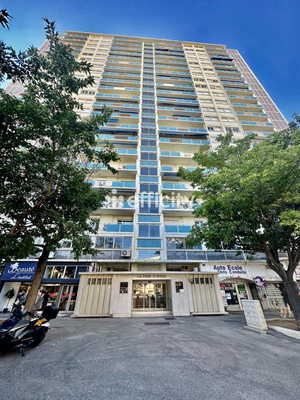 Bureau - 103 m² - 5 pièces