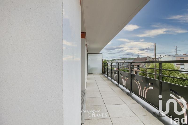 Appartement - 94 m² - 5 pièces