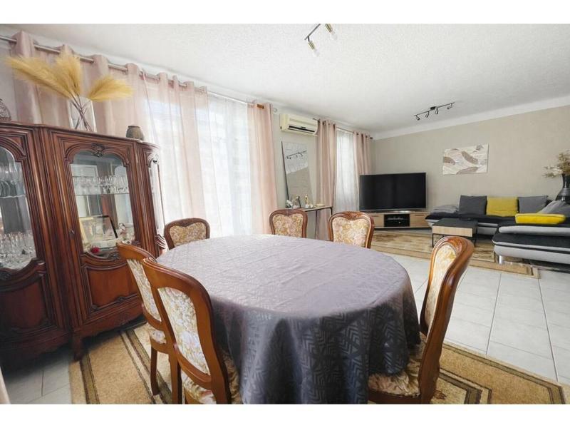 Maison - 157 m² - 6 pièces