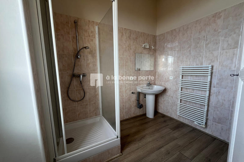 Appartement - 81 m² - 4 pièces