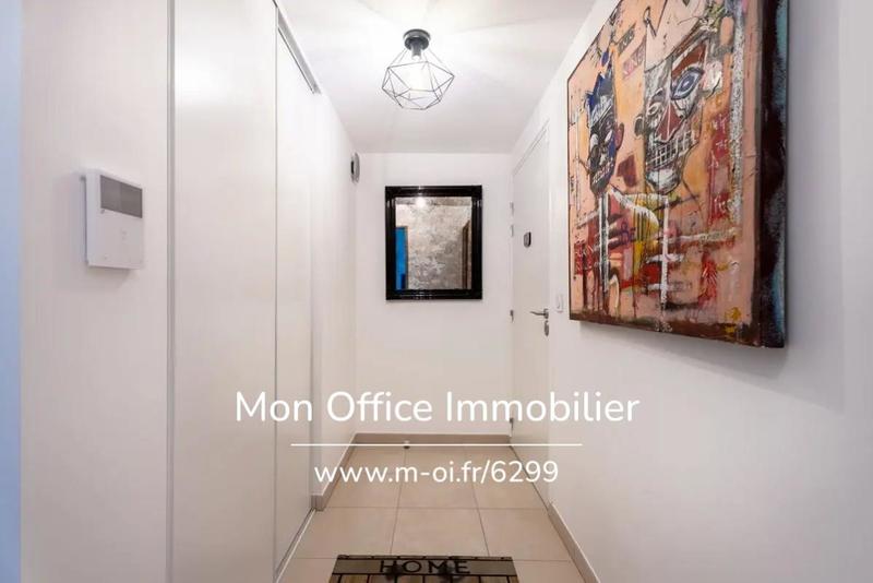 Appartement - 75 m² - 3 pièces