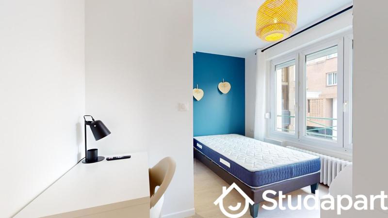 Chambre - 9 m² - 1 pièce