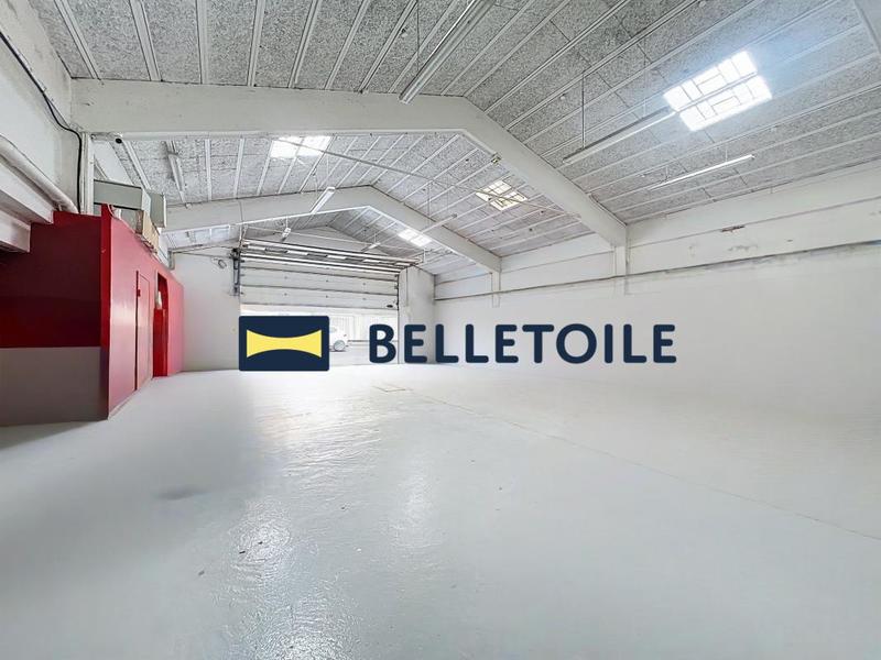 Local commercial - 472 m²