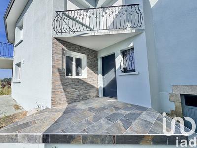 Maison de village - 206 m² - 7 pièces