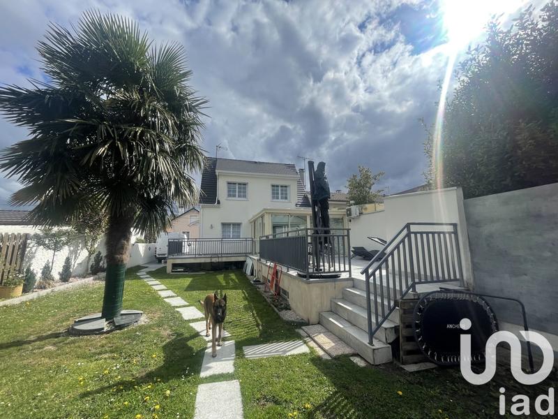 Maison - 138 m² - 5 pièces