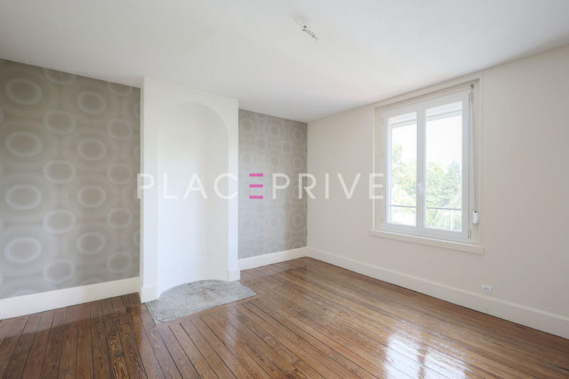 Appartement - 107 m² - 4 pièces