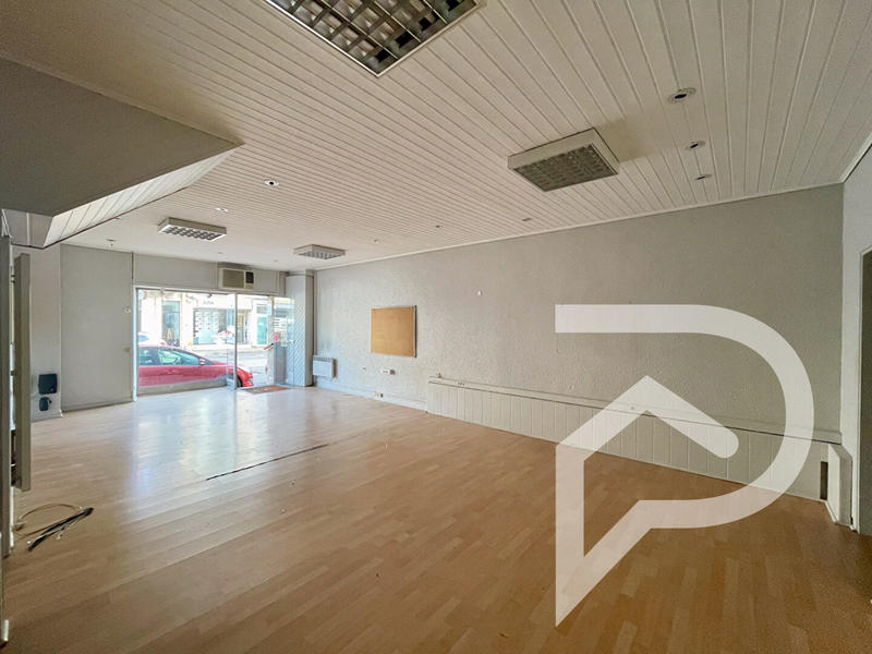 Local commercial - 52 m² - 1 pièce