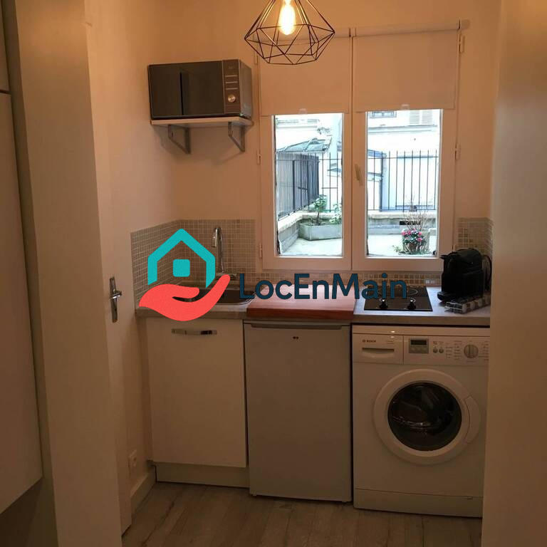 Studio - 15 m² - 1 pièce