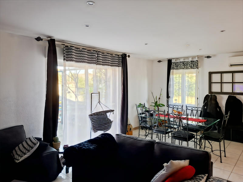 Villa - 90 m² - 4 pièces