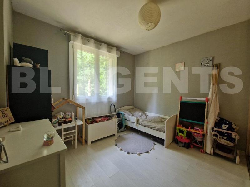 Maison - 94 m² - 4 pièces
