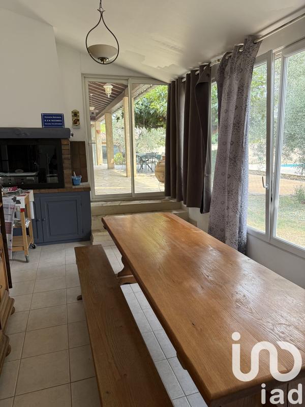 Maison - 230 m² - 10 pièces