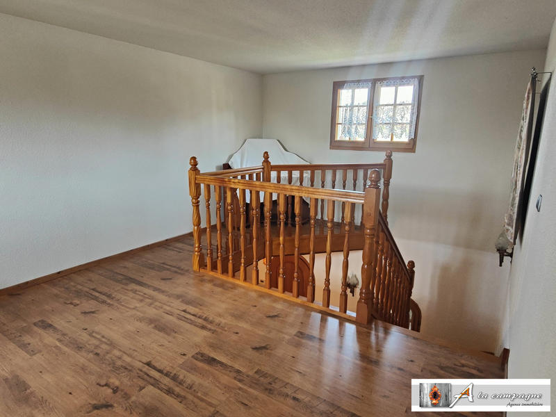 Maison - 179 m² - 4 pièces