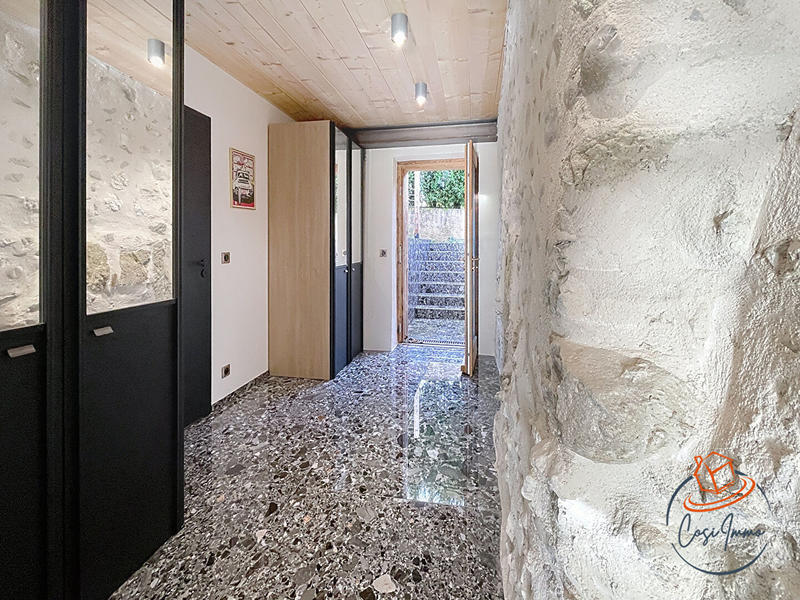 Maison - 203 m² - 7 pièces