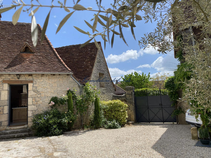 Maison - 148 m² - 5 pièces