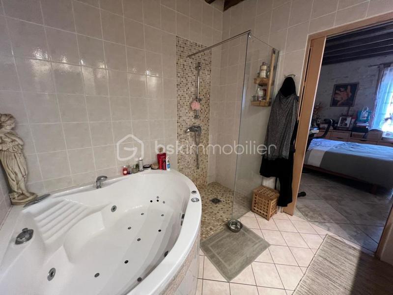 Maison en pierre - 176 m² - 7 pièces