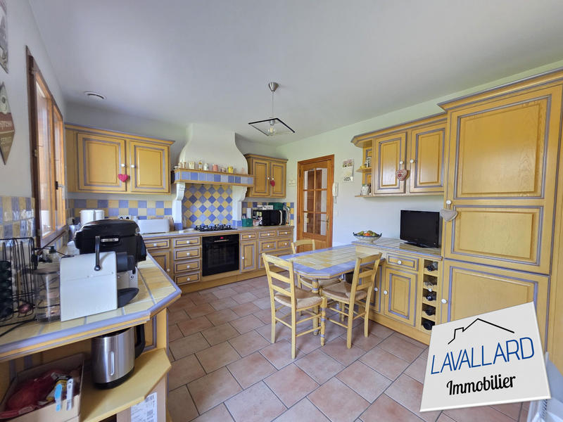 Maison - 136 m² - 5 pièces