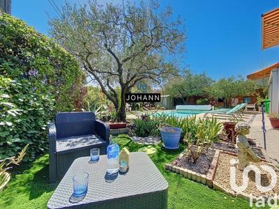 Maison - 122 m² - 7 pièces