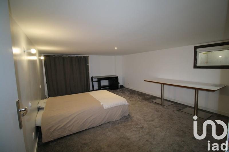 Maison - 203 m² - 7 pièces