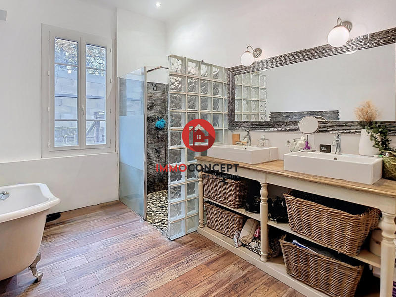 Maison - 122 m² - 4 pièces