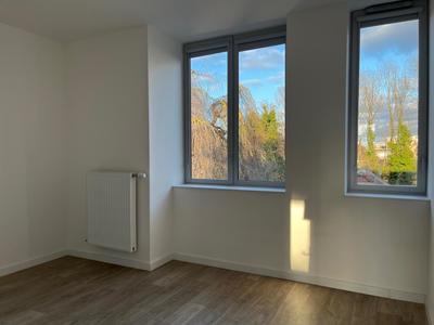 Appartement - 104 m² - 4 pièces