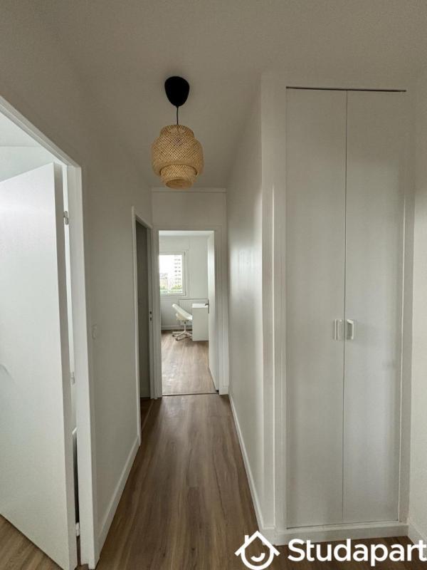 Chambre - 15 m² - 1 pièce