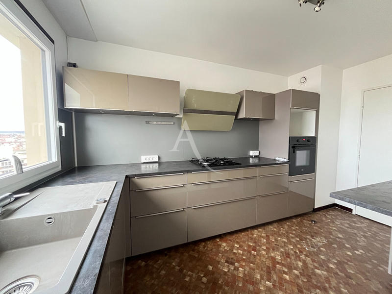 Appartement - 76 m² - 3 pièces