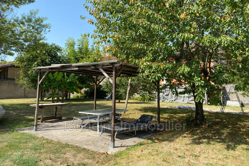 Maison - 260 m² - 8 pièces