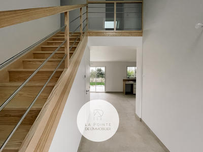 Maison - 139 m² - 6 pièces