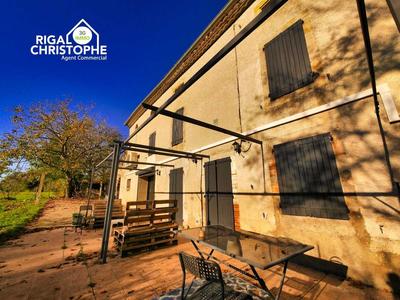 Demeure - 220 m² - 8 pièces