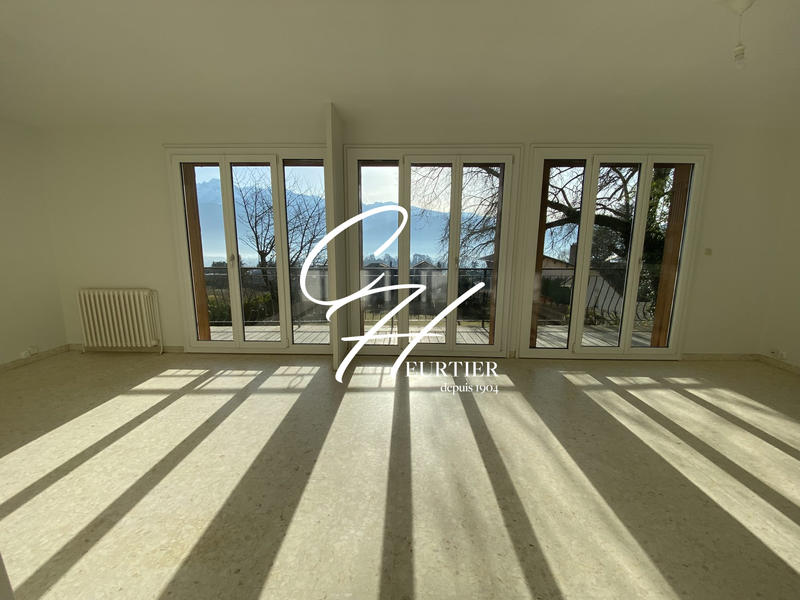 Maison - 151 m² - 6 pièces