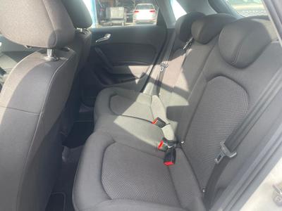 Audi A1 1.0 Tfsi ultra 82ch