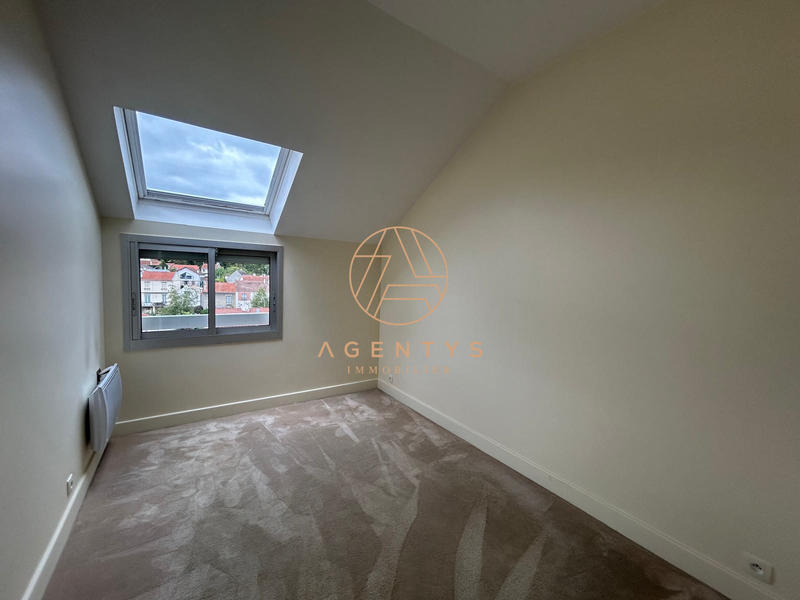 Appartement - 130 m² - 7 pièces