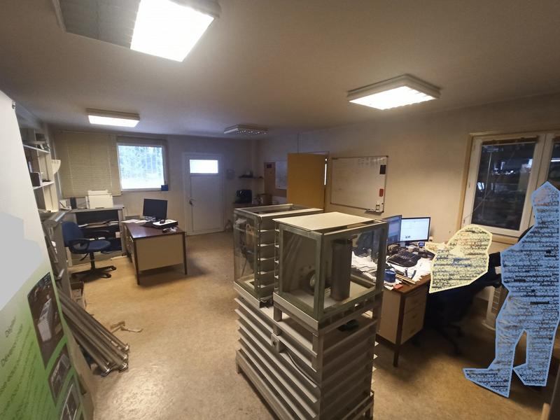 Local commercial - 182 m²