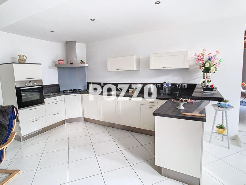 Maison - 156 m² - 7 pièces