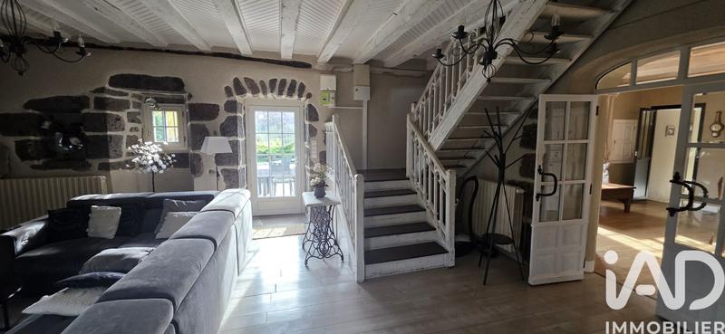 Maison - 140 m² - 6 pièces