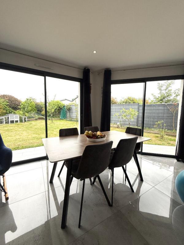 Maison - 143 m² - 5 pièces