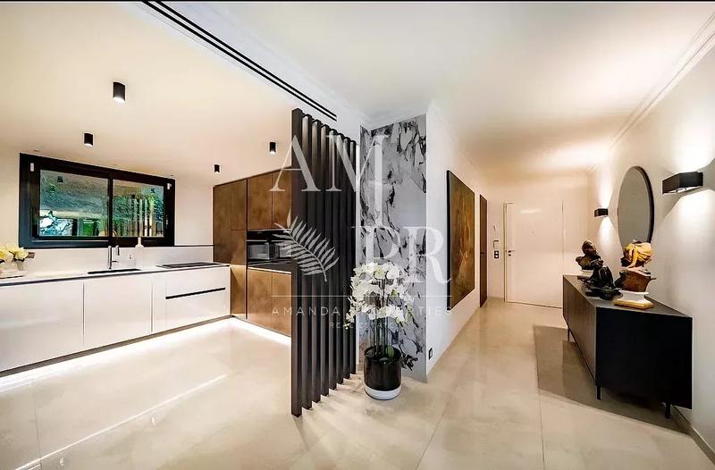 Appartement - 110 m² - 3 pièces