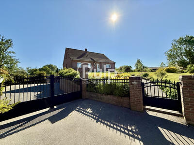 Maison - 106 m² - 6 pièces