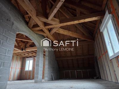 Maison - 300 m² - 7 pièces