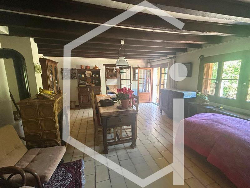 Maison - 105 m² - 8 pièces