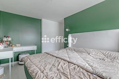 Appartement - 89 m² - 5 pièces