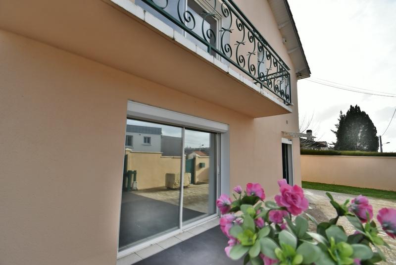 Maison - 96 m² - 6 pièces