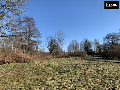 Terrain - 1 500 m²