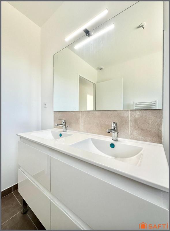 Maison - 85 m² - 5 pièces