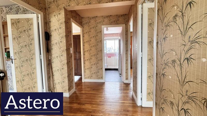 Maison - 97 m² - 7 pièces