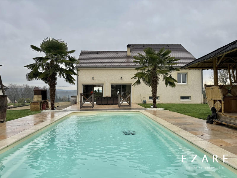 Maison - 121 m² - 5 pièces