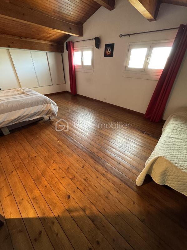 Maison traditionnelle - 135 m² - 5 pièces