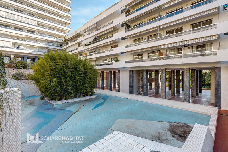 Appartement - 90 m² - 3 pièces