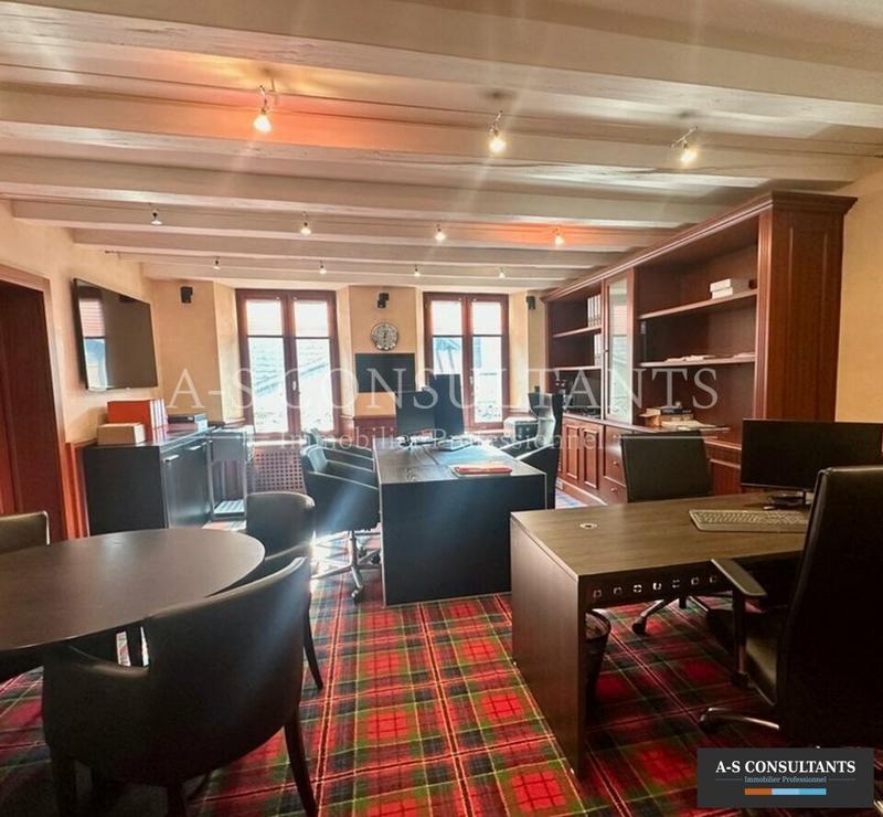 Bureau - 60 m² - 1 pièce